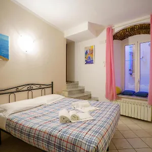 https://a-due-passi-dal-riomaggiore.hotelitalianriviera.com
